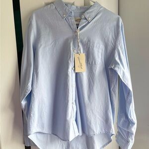 NWT Universal Thread Button Down Shirt Womens M